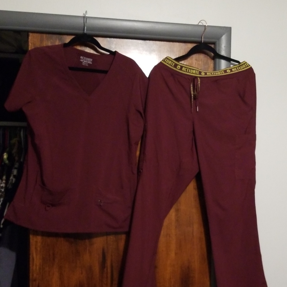 scrub set